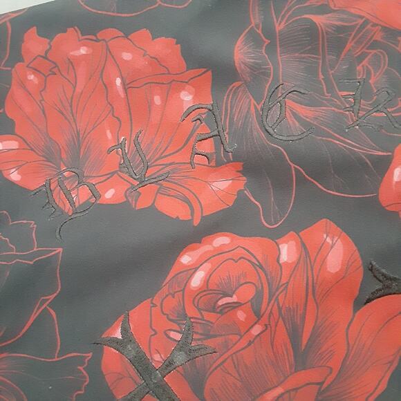 AFFLICTION BLACK LABEL Mens XL Embroidered Cross Rose Black Red Button Up Shirt - Picture 10 of 13